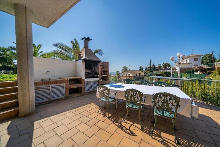 Вилла Preciosa Casa 2000 M2 Piscina Mar Barbacoa Felicidad Санта-Сусанна Экстерьер фото